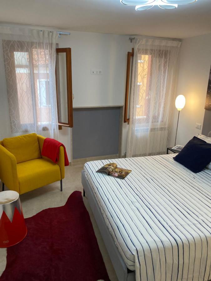 Casabella Chioggia Casa Indipendente Con Corte Екстер'єр фото