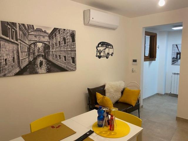 Casabella Chioggia Casa Indipendente Con Corte Екстер'єр фото