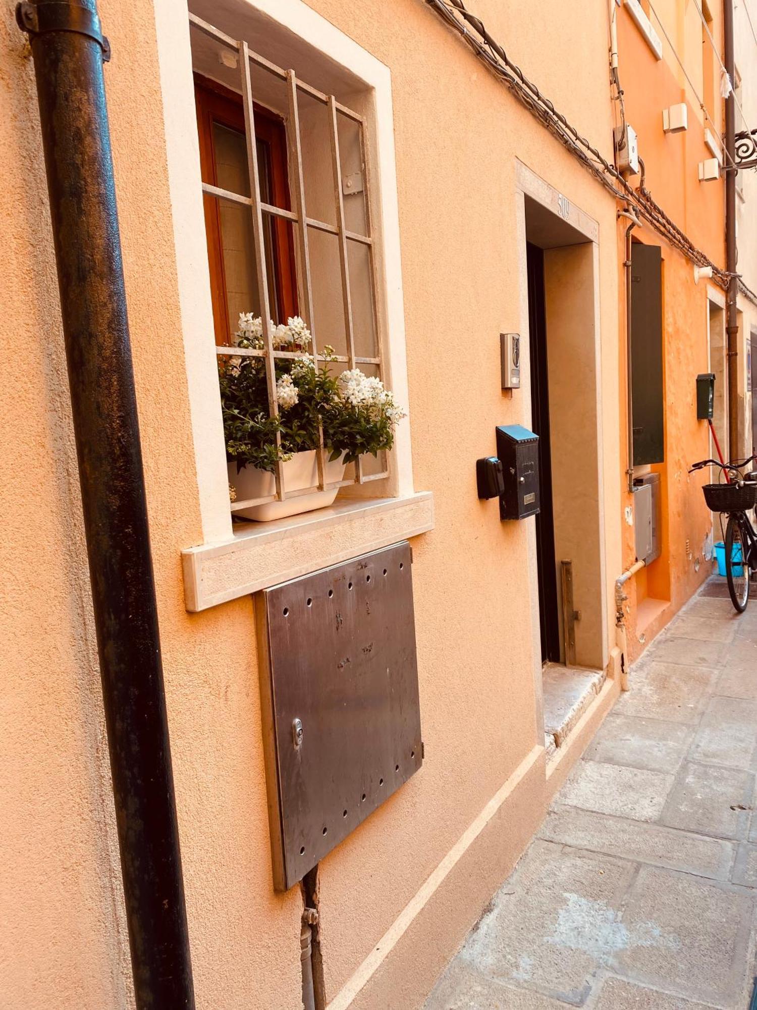 Casabella Chioggia Casa Indipendente Con Corte Екстер'єр фото